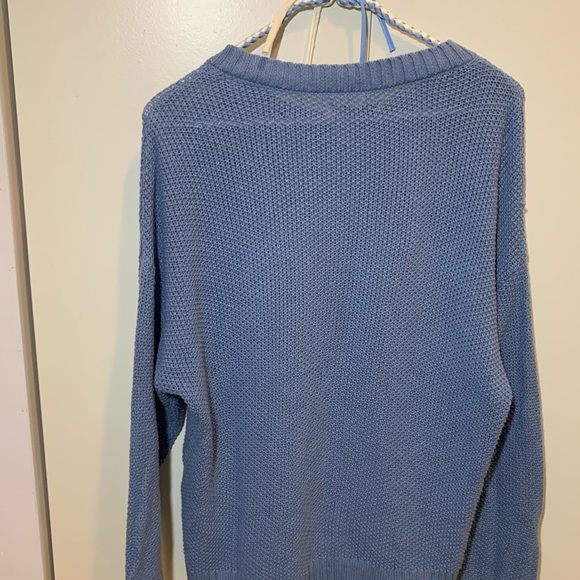 American eagle knitted sweater 💙 - Picture 2 of 4
